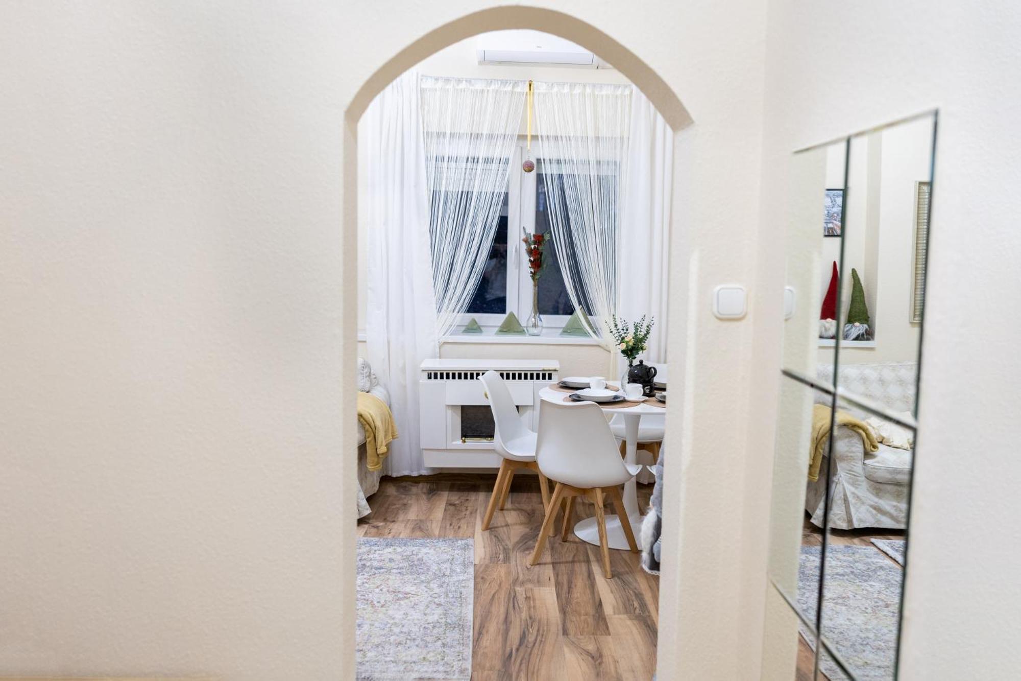 Sunhill Apartment Next To The Buda Castle Budapest Exterior foto